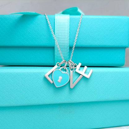 [Rose Tomorrow]LOVE TEXT PEDANT NECKLACE