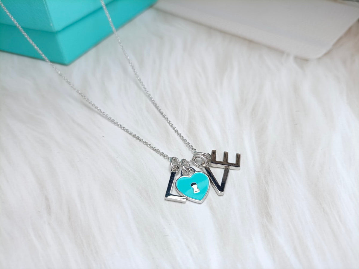 [Rose Tomorrow]LOVE TEXT PEDANT NECKLACE