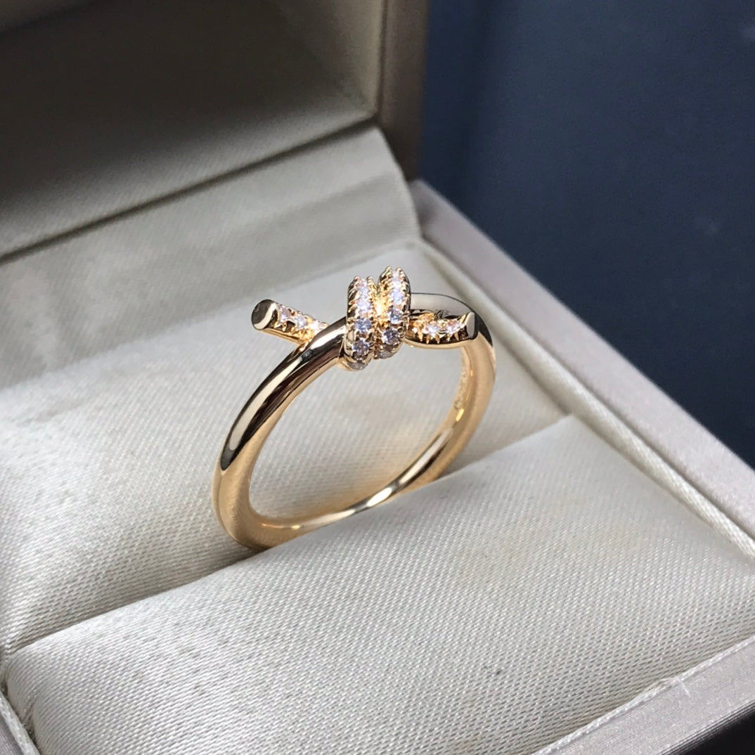 [Rose Tomorrow]KNOT RING 1.2MM DIAMOND