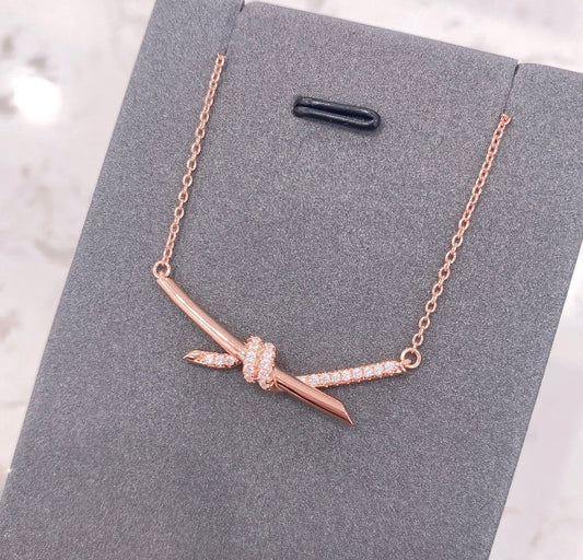 [Rose Tomorrow]KNOT NECKLACE DIAMONDS