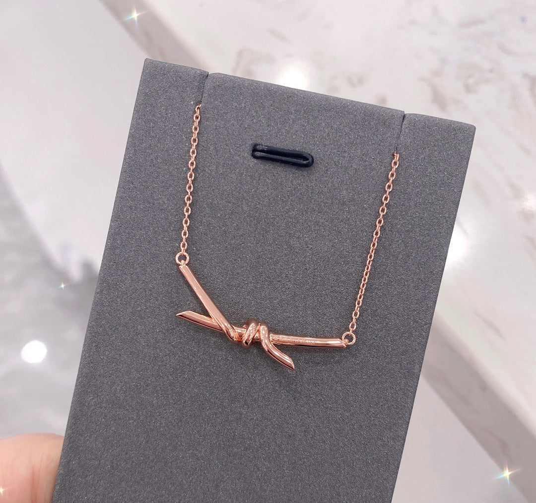 [Rose Tomorrow]KNOT NECKLACE DIAMONDS