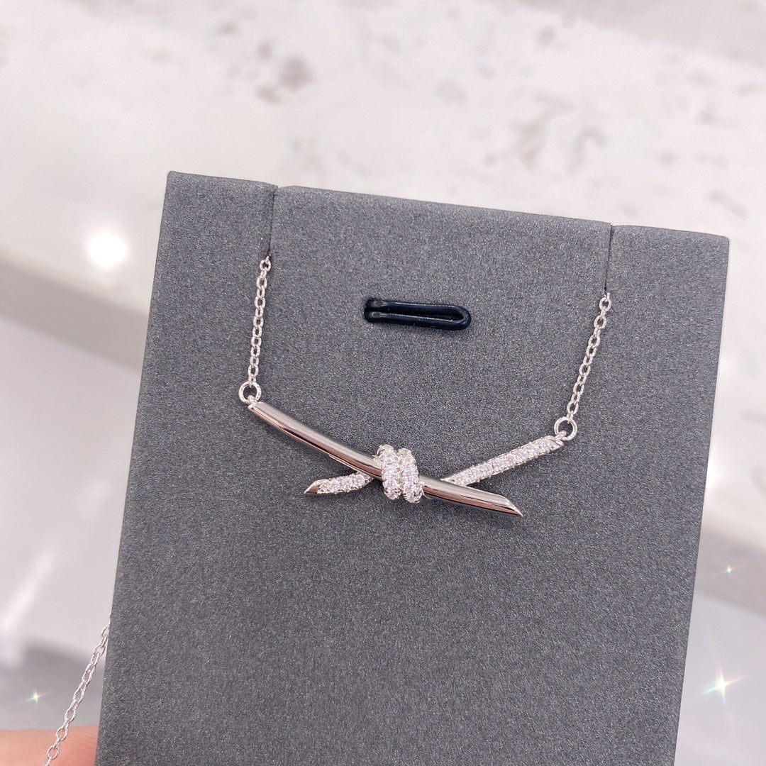 [Rose Tomorrow]KNOT NECKLACE DIAMONDS