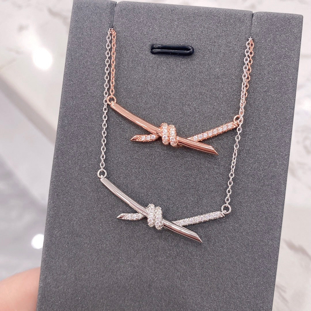 [Rose Tomorrow]KNOT NECKLACE DIAMONDS