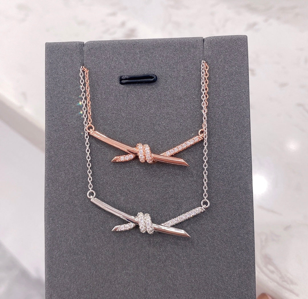 [Rose Tomorrow]KNOT NECKLACE DIAMONDS