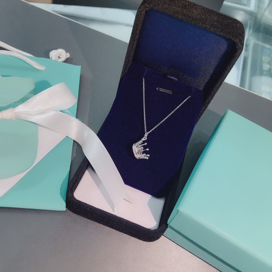 [Rose Tomorrow]CROWN PEDANT NECKLACE