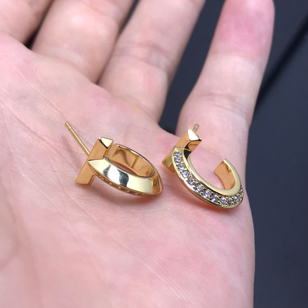 [Rose Tomorrow]T HOOP DIAMOND EARRINGS