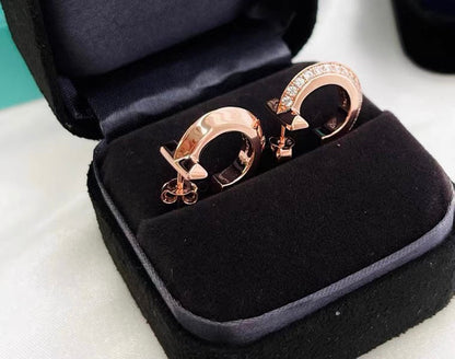[Rose Tomorrow]HOOP EARRINGS IN ROSE GOLD WITH DIAMONDS