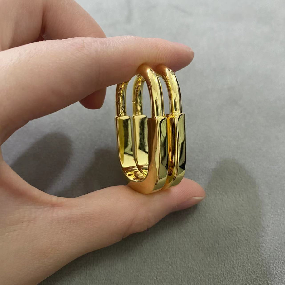 [Rose Tomorrow]LOCK MEDIUM EARRINGS