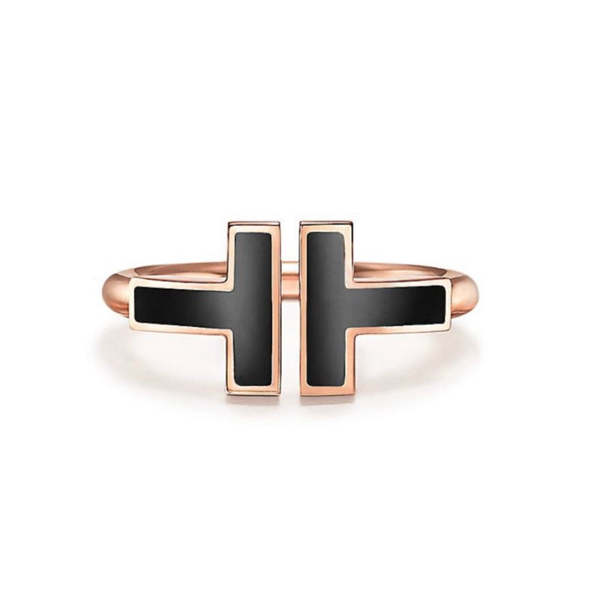 [Rose Tomorrow]T SMALL ONYX PINK GOLD RING
