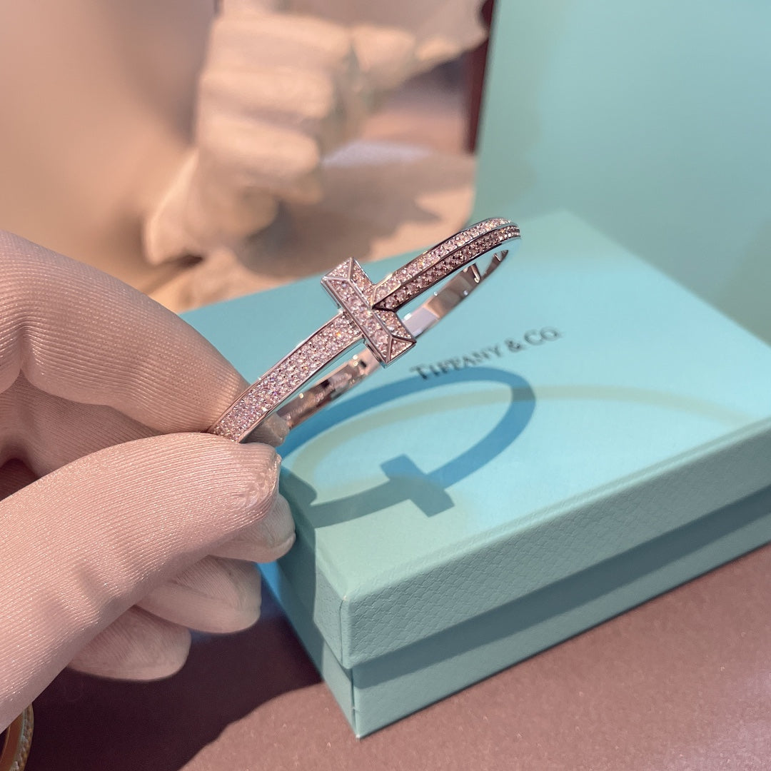 [Rose Tomorrow]T1 WIDE HINGED BANGLE DIAMOND PAVED BRACELET