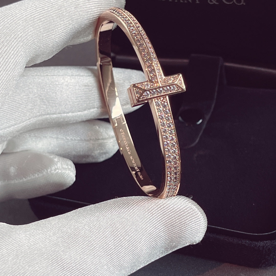 [Rose Tomorrow]T1 WIDE HINGED BANGLE DIAMOND PAVED BRACELET