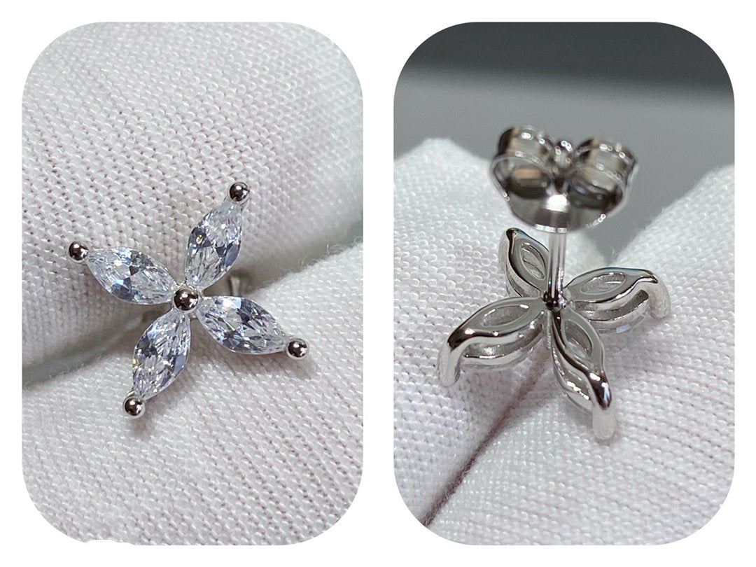 [Rose Tomorrow]VICTORIA SILVER DIAMOND STUD MINI EARRINGS