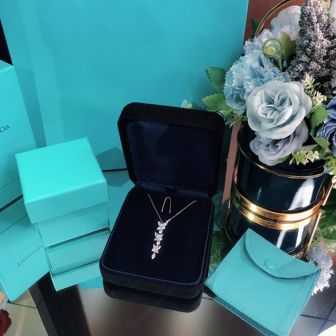 [Rose Tomorrow]MIXED CLUSTER DIAMOND DROP PENDANT