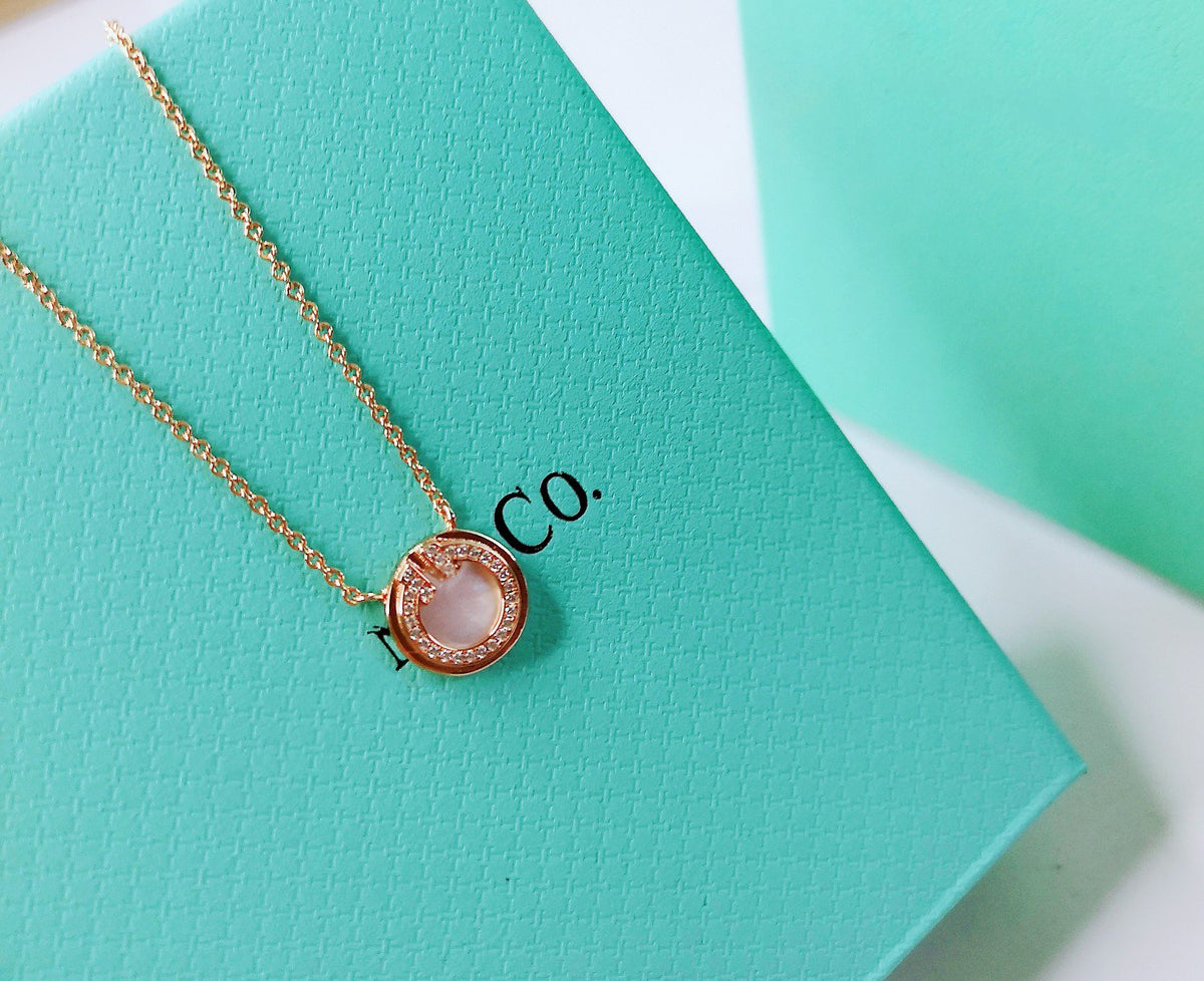 [Rose Tomorrow]DIAMOND AND MOTHER PEARL CIRCLE NECKLACE PENDANT