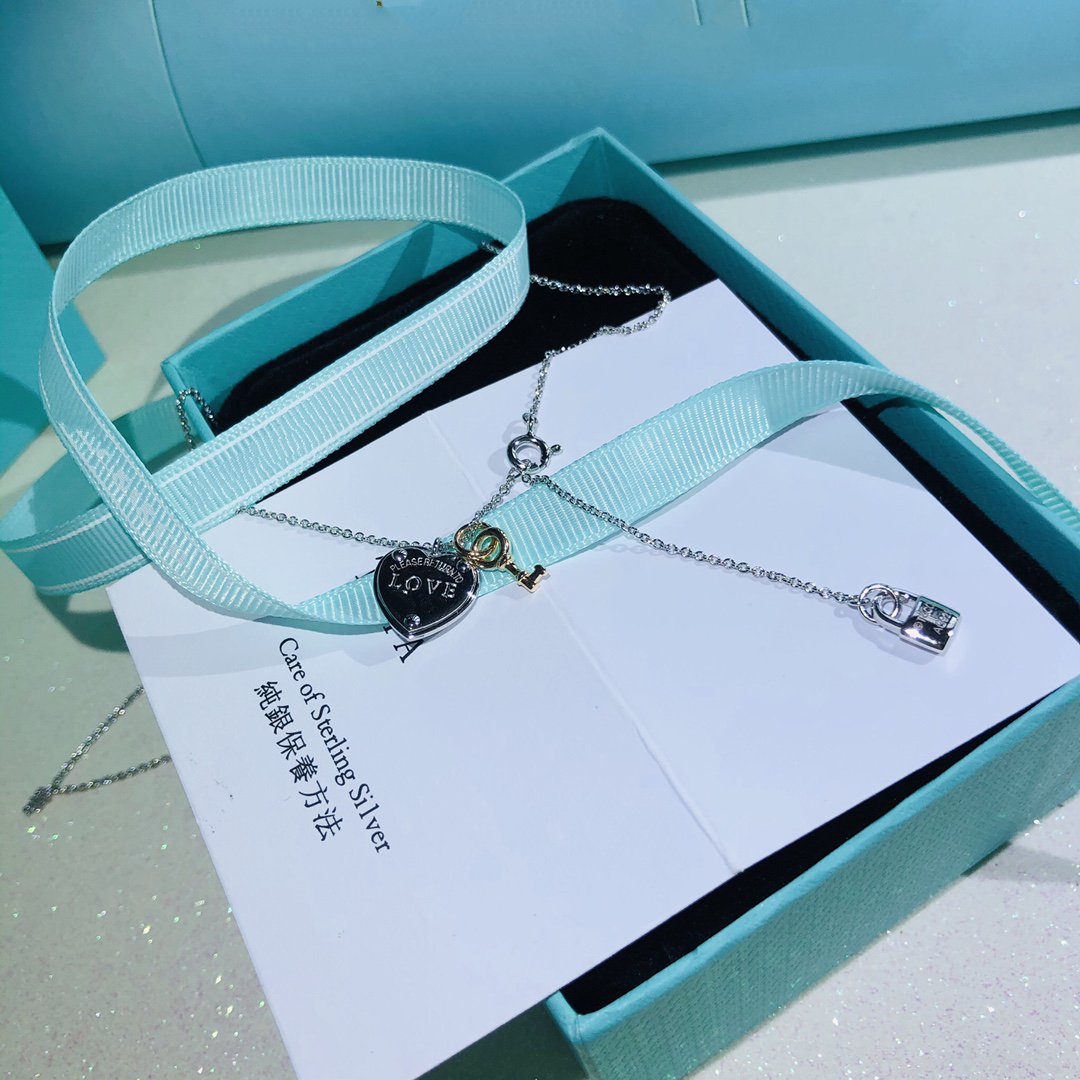 [Rose Tomorrow]LOVE HEART TAG KEY NECKLACE