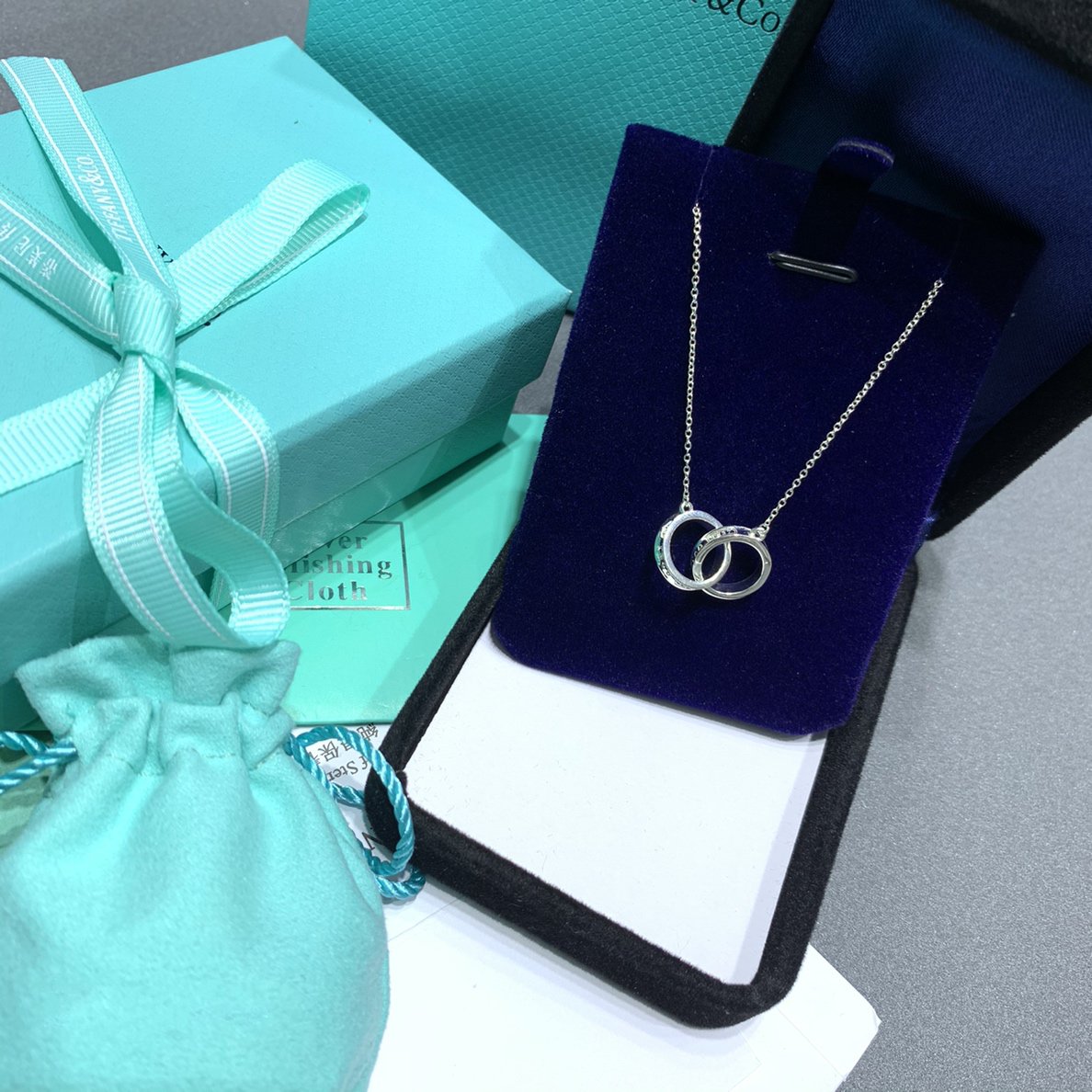 [Rose Tomorrow]INTERLOCKING CIRCLES PENDANT SILVER SMALL NECKLACE