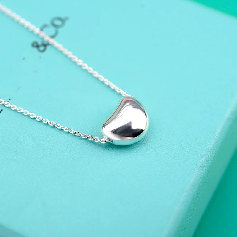 [Rose Tomorrow]VINTAGE BEAN NECKLACE