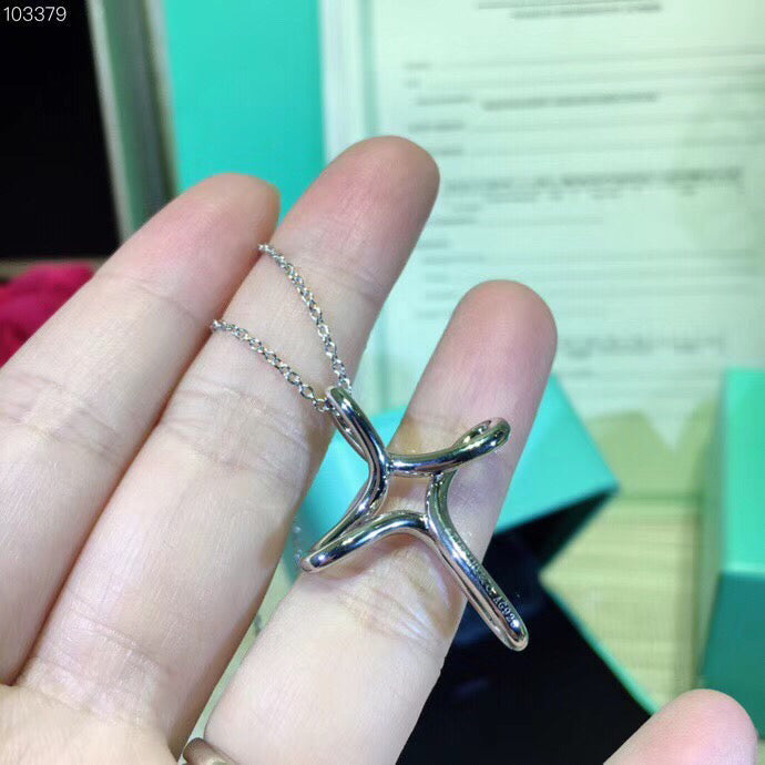 [Rose Tomorrow]CROSS NECKLACE STERLING SILVER MATERIAL
