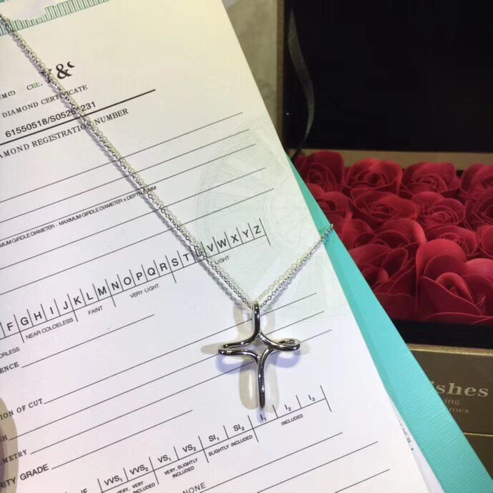 [Rose Tomorrow]CROSS NECKLACE STERLING SILVER MATERIAL