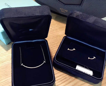 [Rose Tomorrow]SMILE DIAMOND EARRINGS