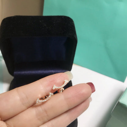 [Rose Tomorrow]SMILE DIAMOND EARRINGS